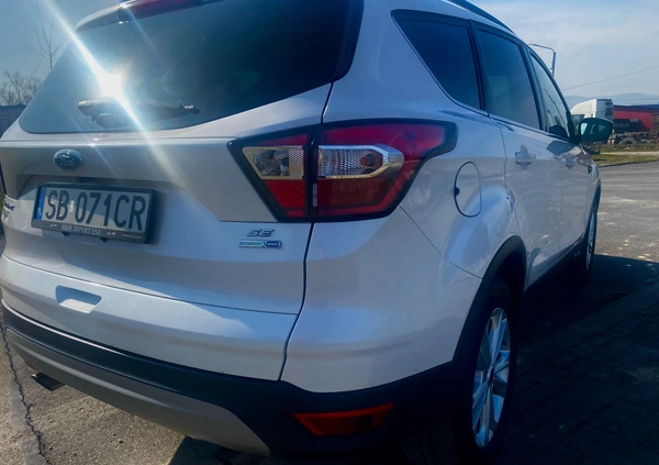 Ford Escape cena 69900 przebieg: 65542, rok produkcji 2018 z Wieleń małe 211